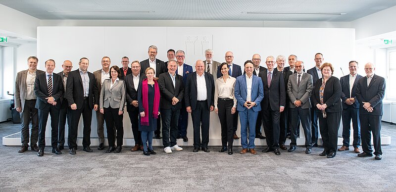 Fotografie der Mitglieder des IT-Planungsrats bei der 36. Sitzung in Hamburg